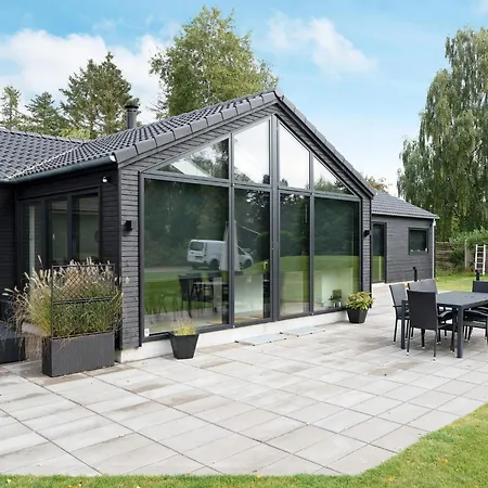 5 Star In Idestrup