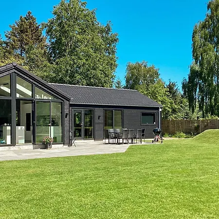 5 Star In Idestrup Ferienhaus