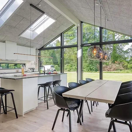 5 Star In Idestrup * Bøtø By