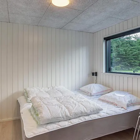 5 Star In Idestrup Ferienhaus Bøtø By